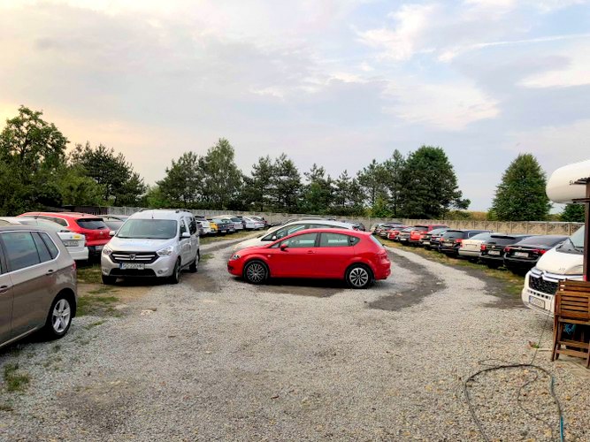 AirportPark Pyrzowice - parking lotnisko Katowice AirportPark Pyrzowice - parking przy lotnisku Katowice KTW, ul. Kolejowa 52