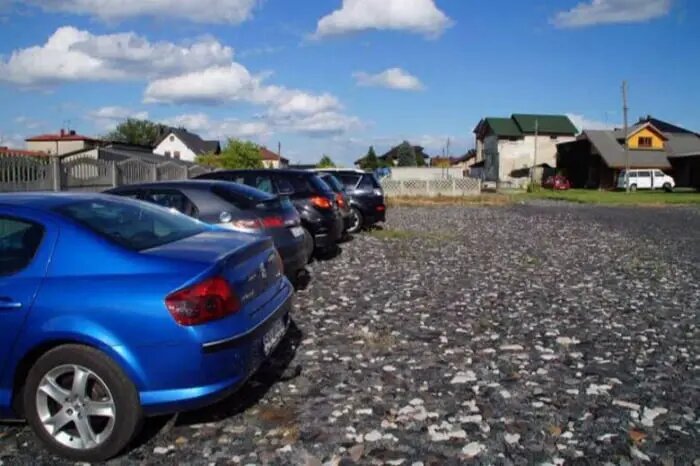 Parking GALAX - lotnisko Katowice-Pyrzowice (KTW) - zdjęcie 2