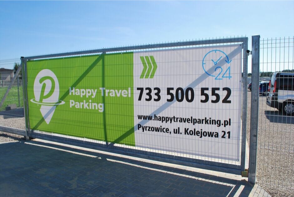 Happy Travel Parking - brama wjazdowa przy ul. Kolejowej 21 - lotnisko Katowice-Pyrzowice (KTW)