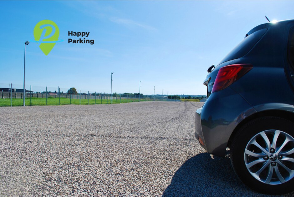 Happy Travel Parking - lotnisko Katowice-Pyrzowice (KTW) Happy Travel Parking - teren parkingu - lotnisko Katowice-Pyrzowice (KTW)