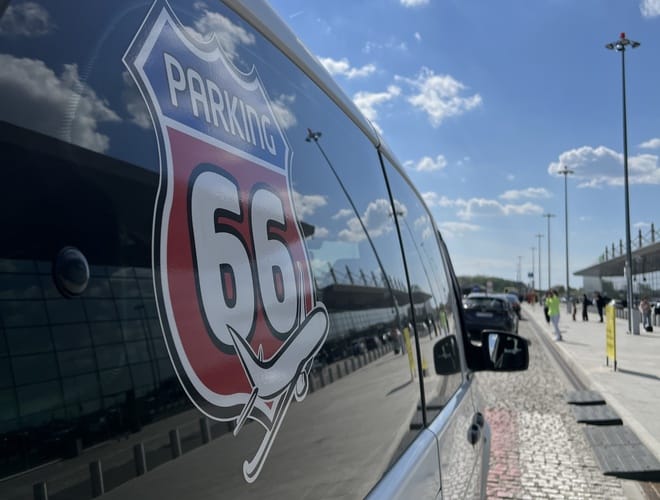 Parking 66 Pyrzowice - duży parking przy lotnisku Katowice KTW