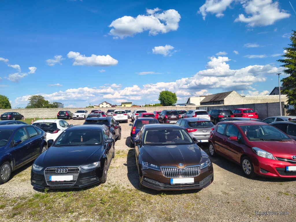 Parking Place - lotnisko Katowice-Pyrzowice (KTW) - zdjęcie 3