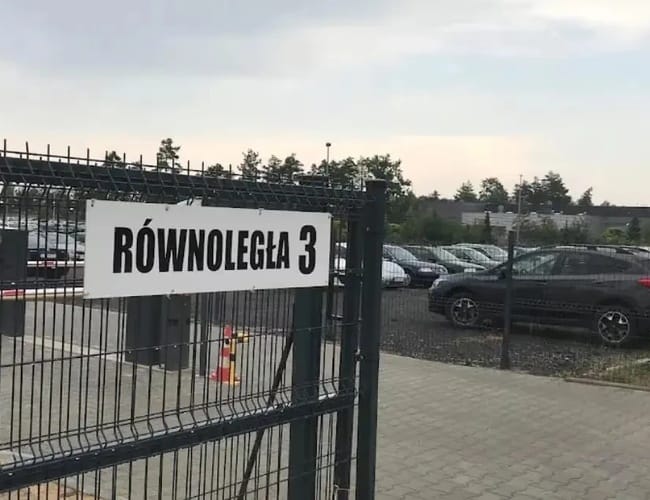 Równoległy 3 - lotnisko Katowice-Pyrzowice (KTW) - zdjęcie 2