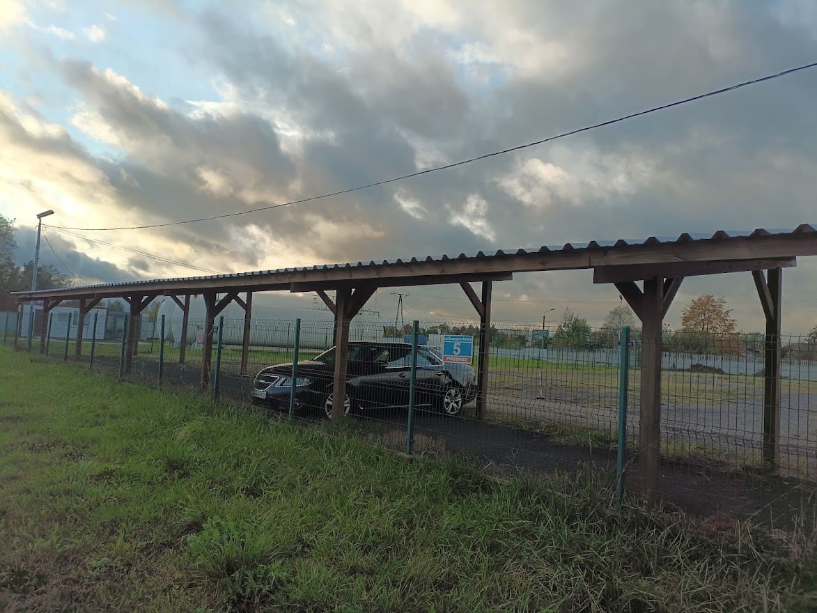 Zdjecie nr 5 parkingu Parking na 5 przy lotnisku Katowice-Pyrzowice