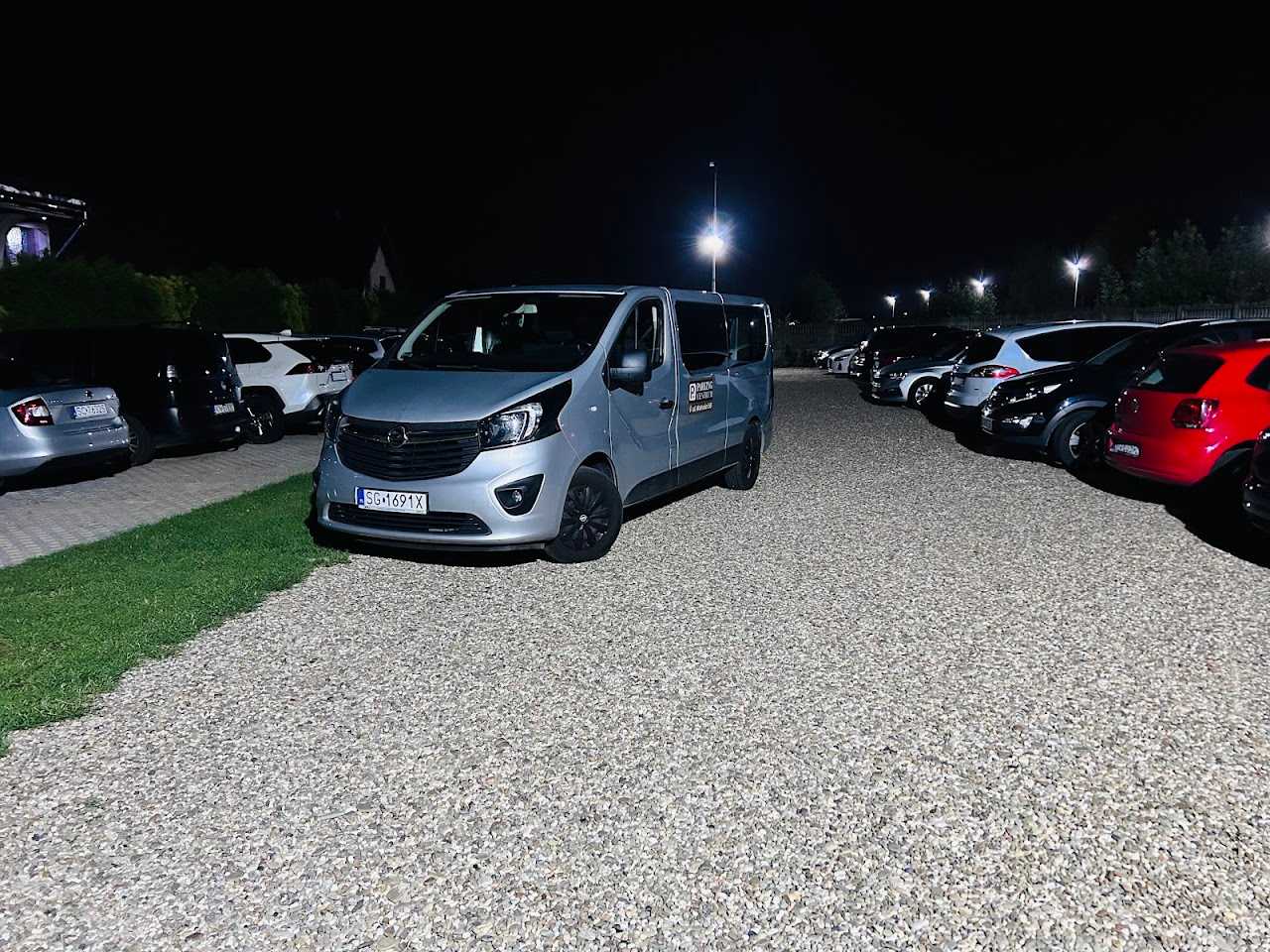 Centrum Parking - parking lotnisko Katowice-Pyrzowice (KTW) - zdjęcie parkingu