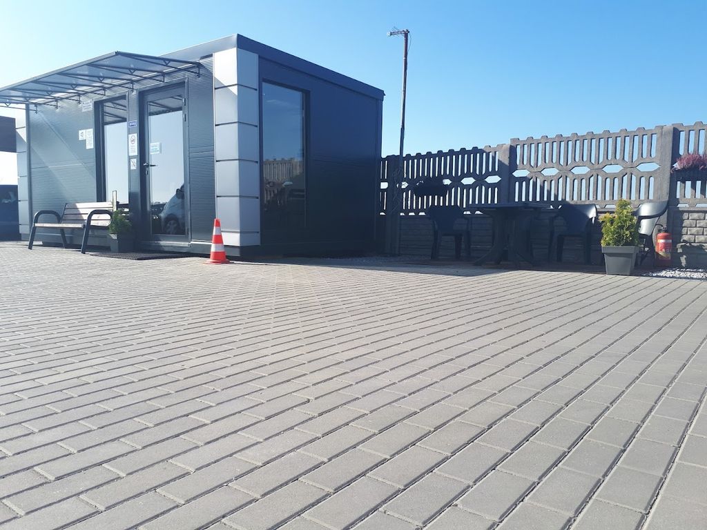 RAFAX Parking - biuro obsługi - lotnisko Katowice-Pyrzowice (KTW)