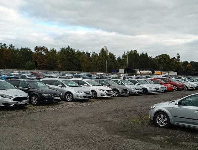 Parking ArtLot - lotnisko Katowice-Pyrzowice (KTW) - zdjęcie parkingu