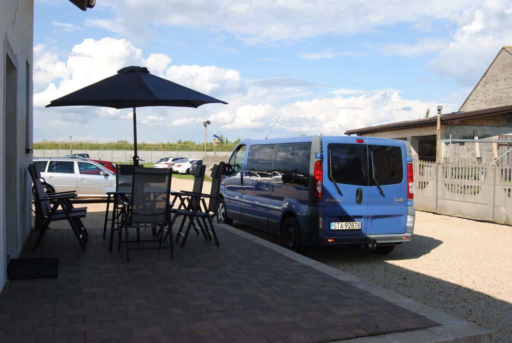 Parking Przy Pasie Pyrzowice - parking przy lotnisku Katowice KTW