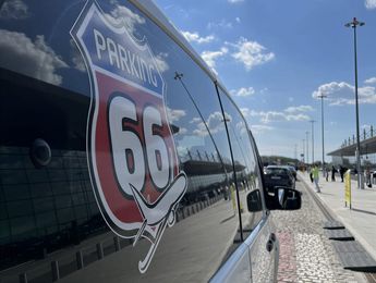 Parking 66 - lotnisko Katowice-Pyrzowice (KTW) - główne zdjęcie parkingu