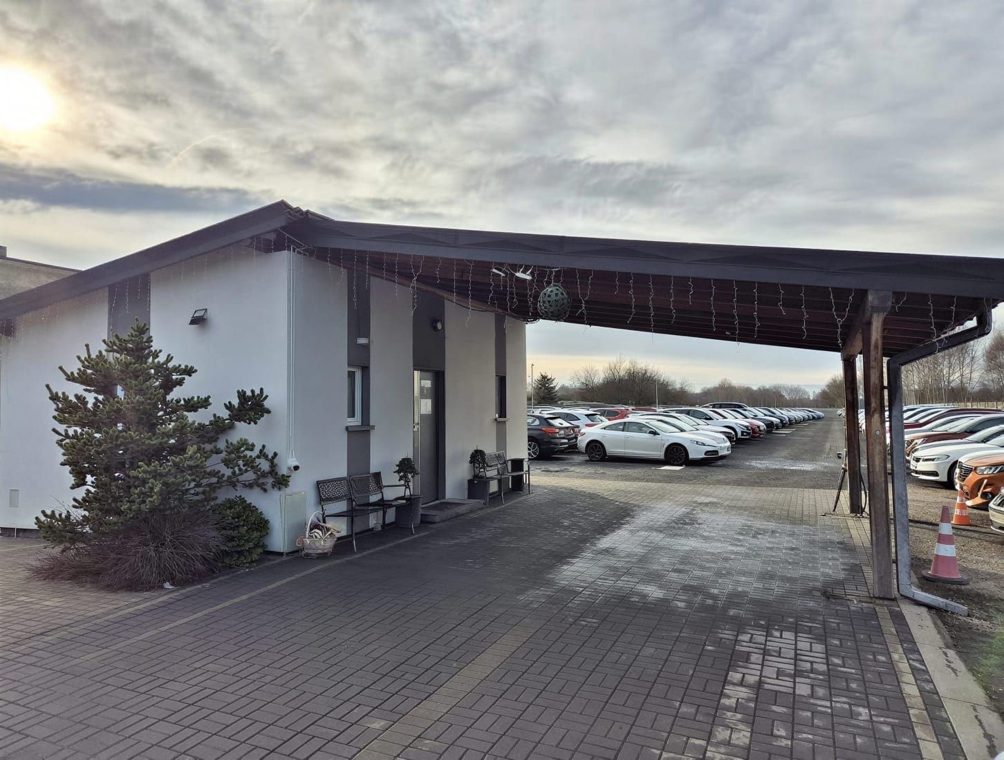 Parking BOSS - lotnisko Katowice-Pyrzowice (KTW) - zdjęcie parkingu