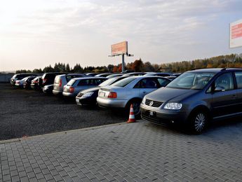 Martom - główne zdjęcie parkingu