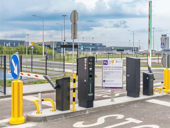 Oficjalny Parking P4 - lotnisko Katowice-Pyrzowice (KTW) - główne zdjęcie parkingu