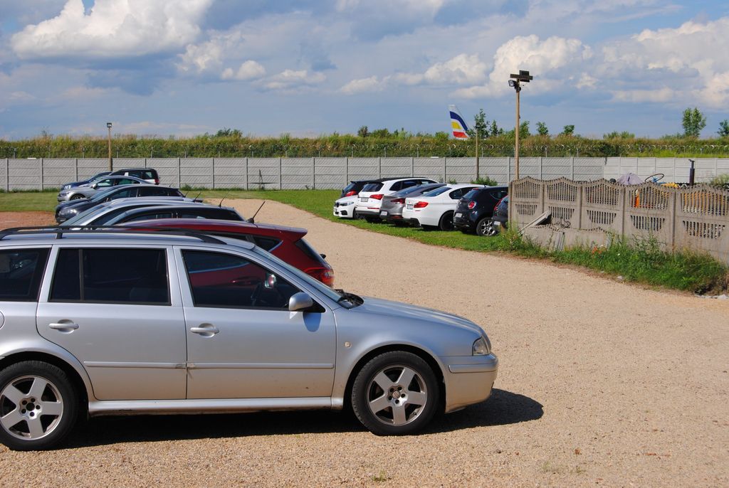 Parking Przy Pasie - lotnisko Katowice-Pyrzowice (KTW) - zdjęcie 2