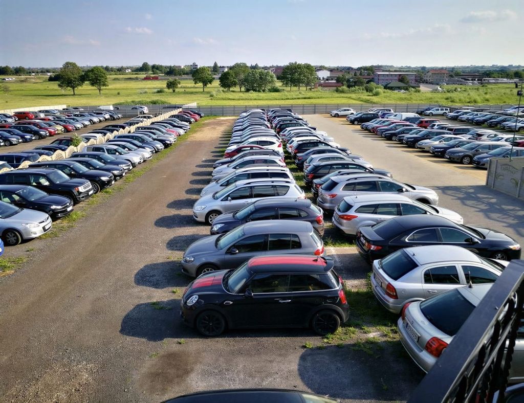 Parking Darex - lotnisko Katowice-Pyrzowice (KTW) - zdjęcie 7
