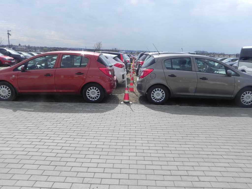 Zdjecie parkingu WIZ-Park przy lotnisku Katowice-Pyrzowice