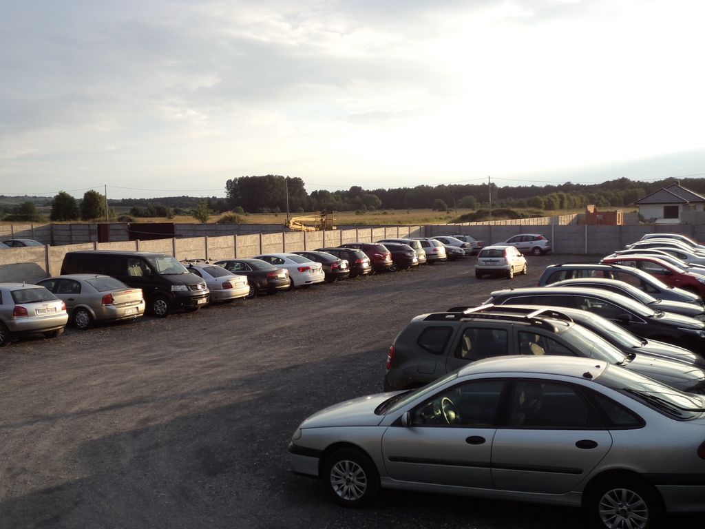 AZYL Parking - parking lotnisko Katowice-Pyrzowice (KTW) - zdjęcie 3