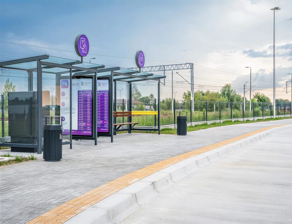 Oficjalny Parking P4 - lotnisko Katowice-Pyrzowice (KTW) - zdjęcie 4