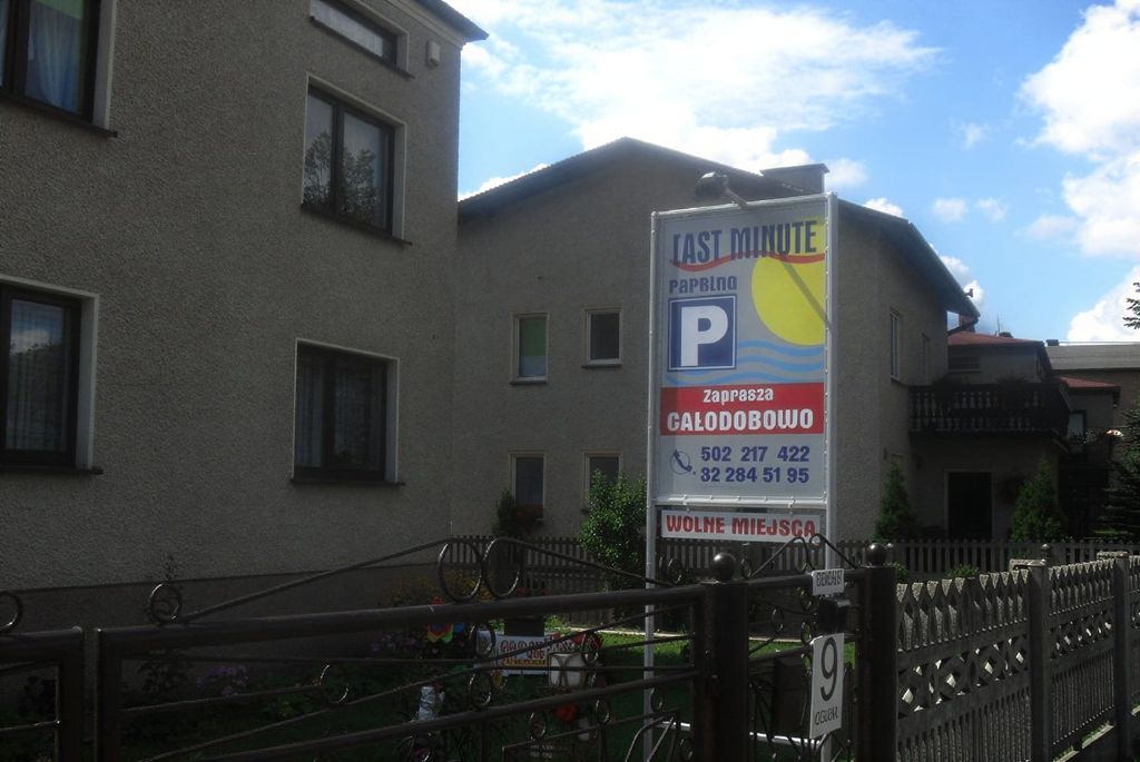 Parking Last Minute - lotnisko Katowice-Pyrzowice (KTW) - zdjęcie 2