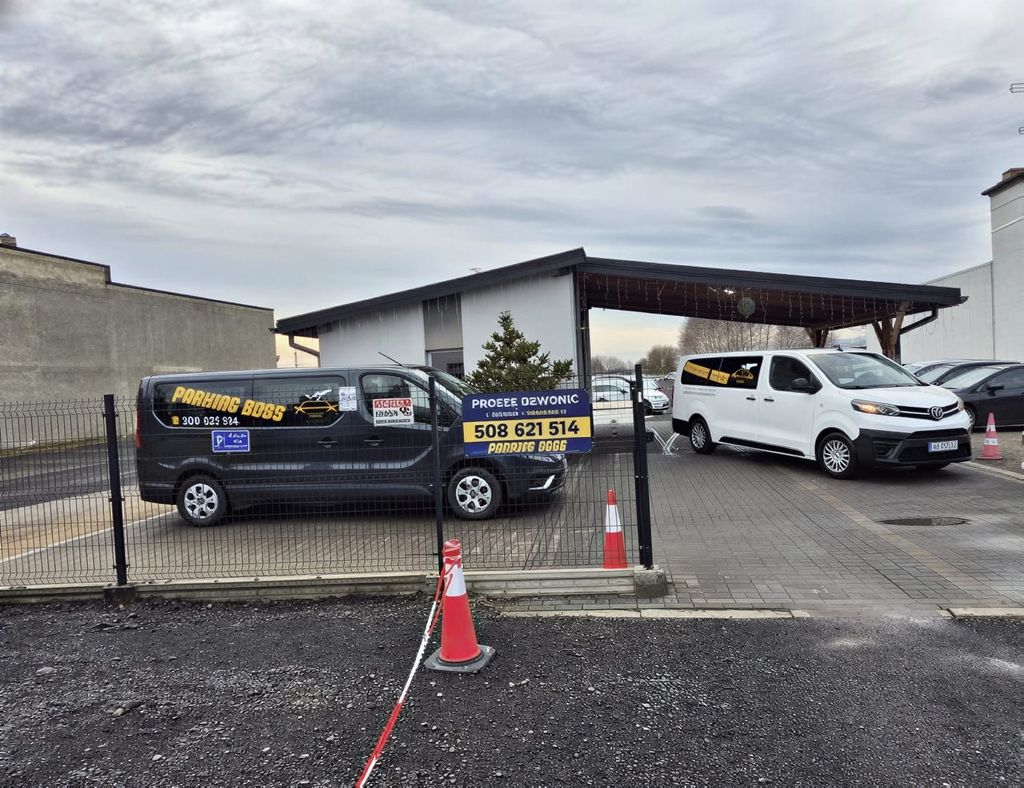 Parking BOSS - lotnisko Katowice-Pyrzowice (KTW) - zdjęcie 5
