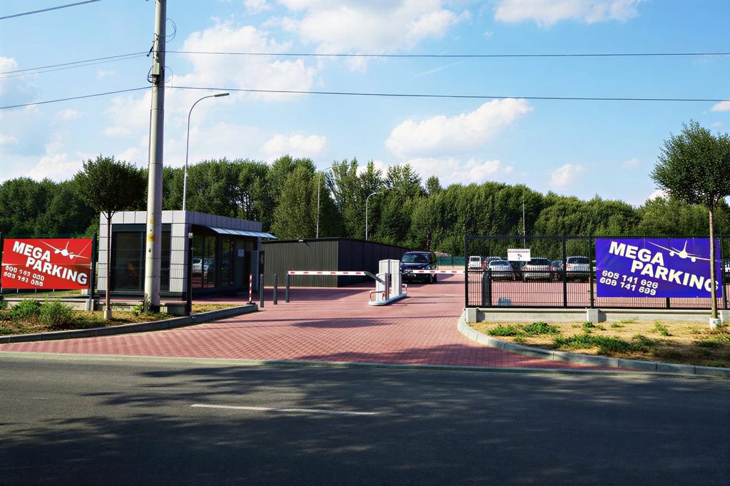 Zdjecie nr 4 parkingu Mega przy lotnisku Katowice-Pyrzowice