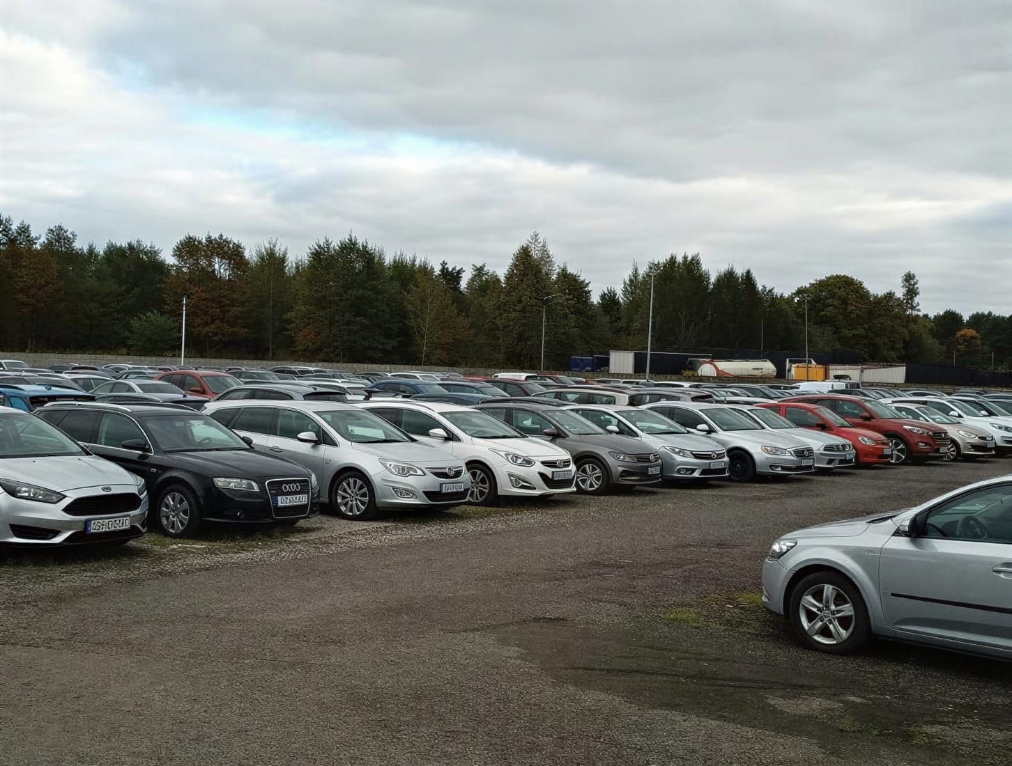 Parking ArtLot - lotnisko Katowice-Pyrzowice (KTW) - zdjęcie parkingu