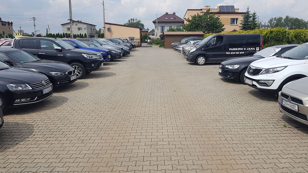 Parking u Jana - lotnisko Katowice-Pyrzowice (KTW) - zdjęcie 4