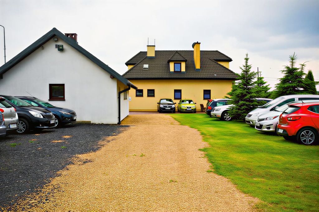 Zdjecie nr 8 parkingu LOT-28 przy lotnisku Katowice-Pyrzowice