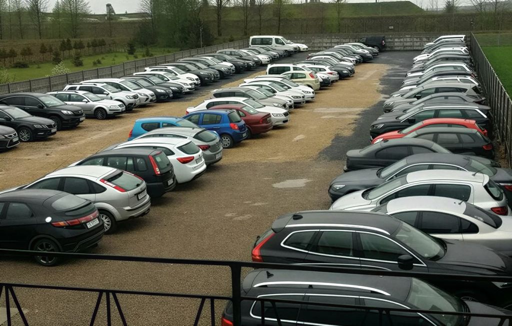 Parking FLOTA - lotnisko Katowice-Pyrzowice (KTW) - zdjęcie 2