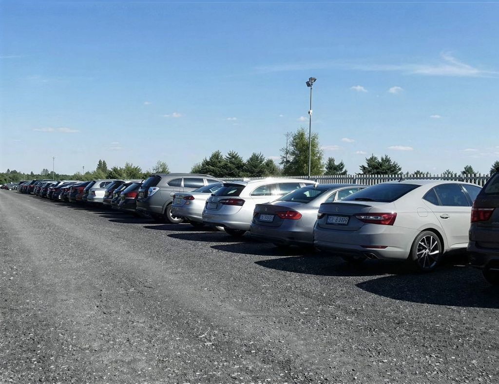 Diza Parking - parking lotnisko Katowice-Pyrzowice (KTW) - zdjęcie 3