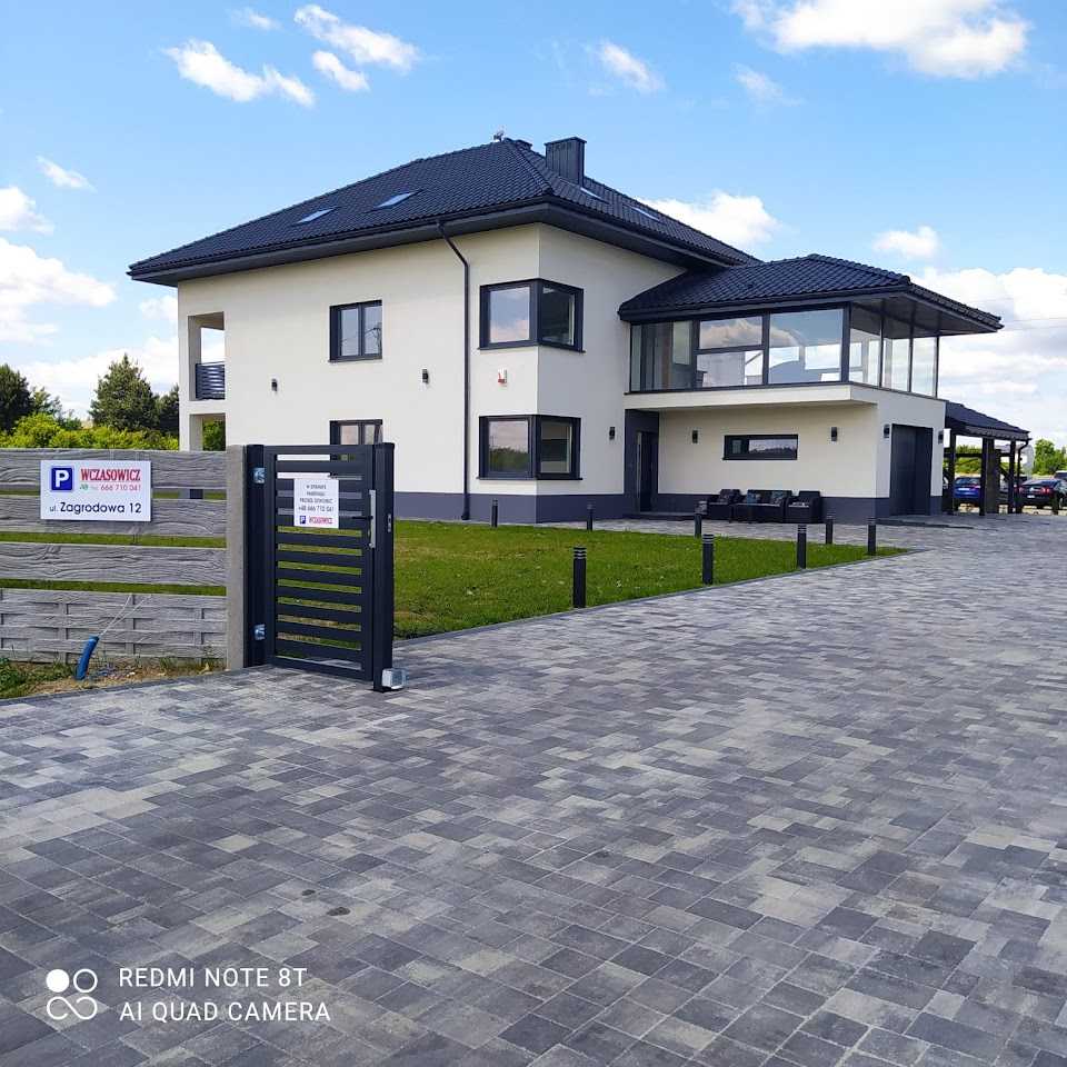 Parking Wczasowicz - lotnisko Katowice-Pyrzowice (KTW) - zdjęcie parkingu